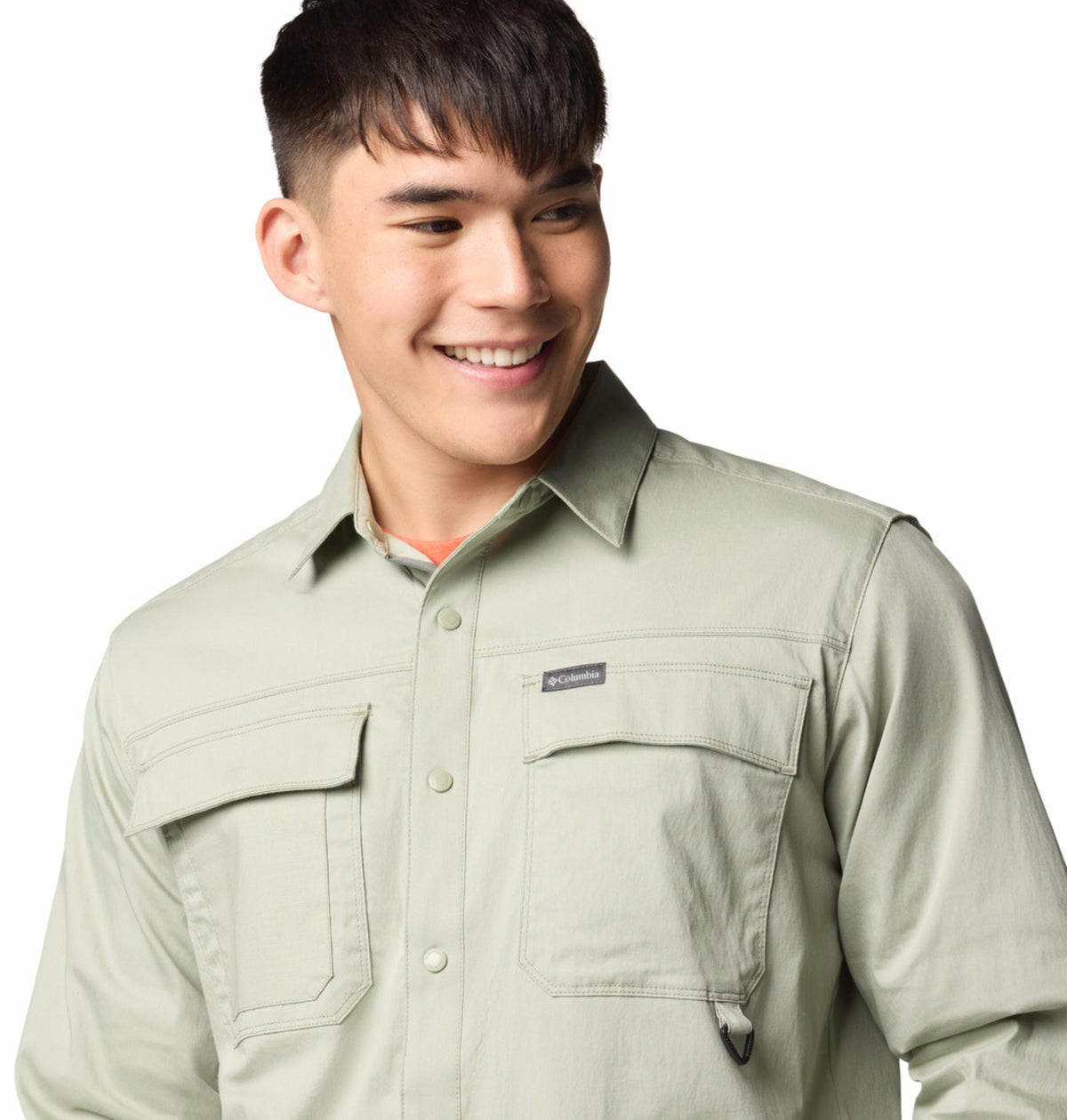 A Men Wearing Columbia Men Green Landroamer Twill LS Shirt