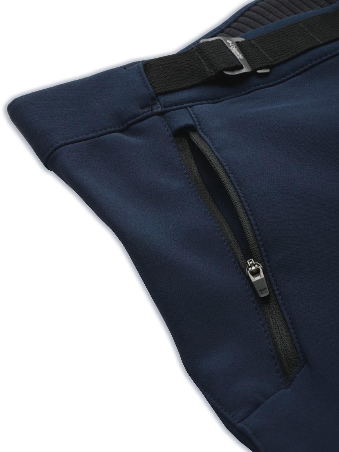 A Men Wearing Columbia Men Blue Vast Canyon Omni-Heat Infinity Softshell Pant