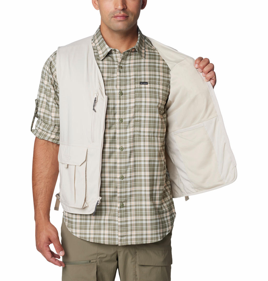 A Men Wearing Columbia Men Brown Silver Ridge Utility Vest (Sun Protection)