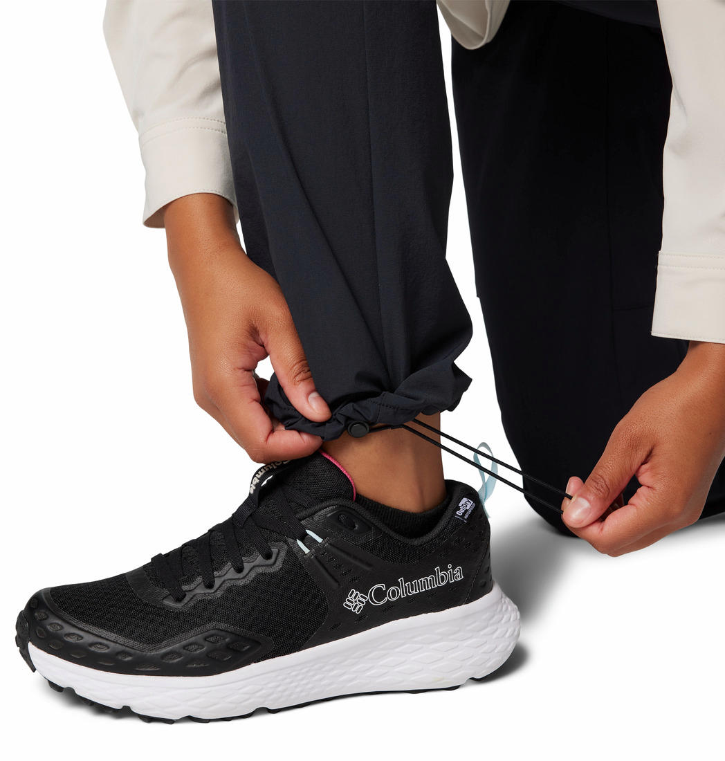 Columbia Women Black Omni-Shade Summit Valley II Pant (Sun Protection)