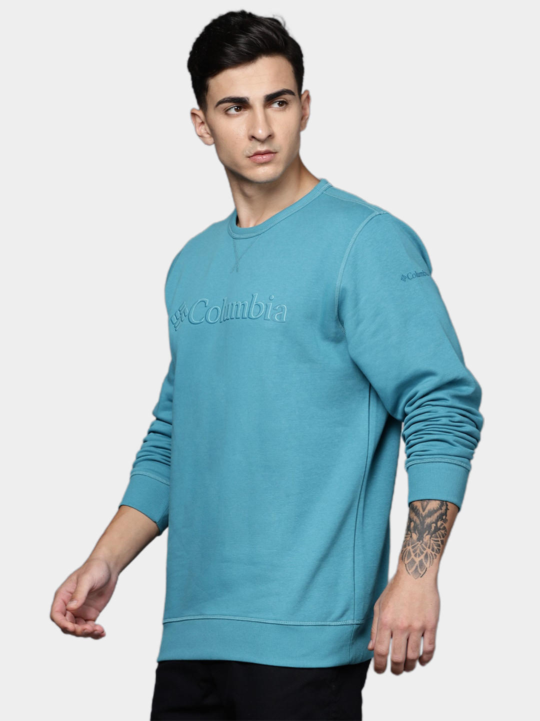 A Men Wearing Columbia Men Blue M Columbia Logo Fleece Crew (Sun Protection)
