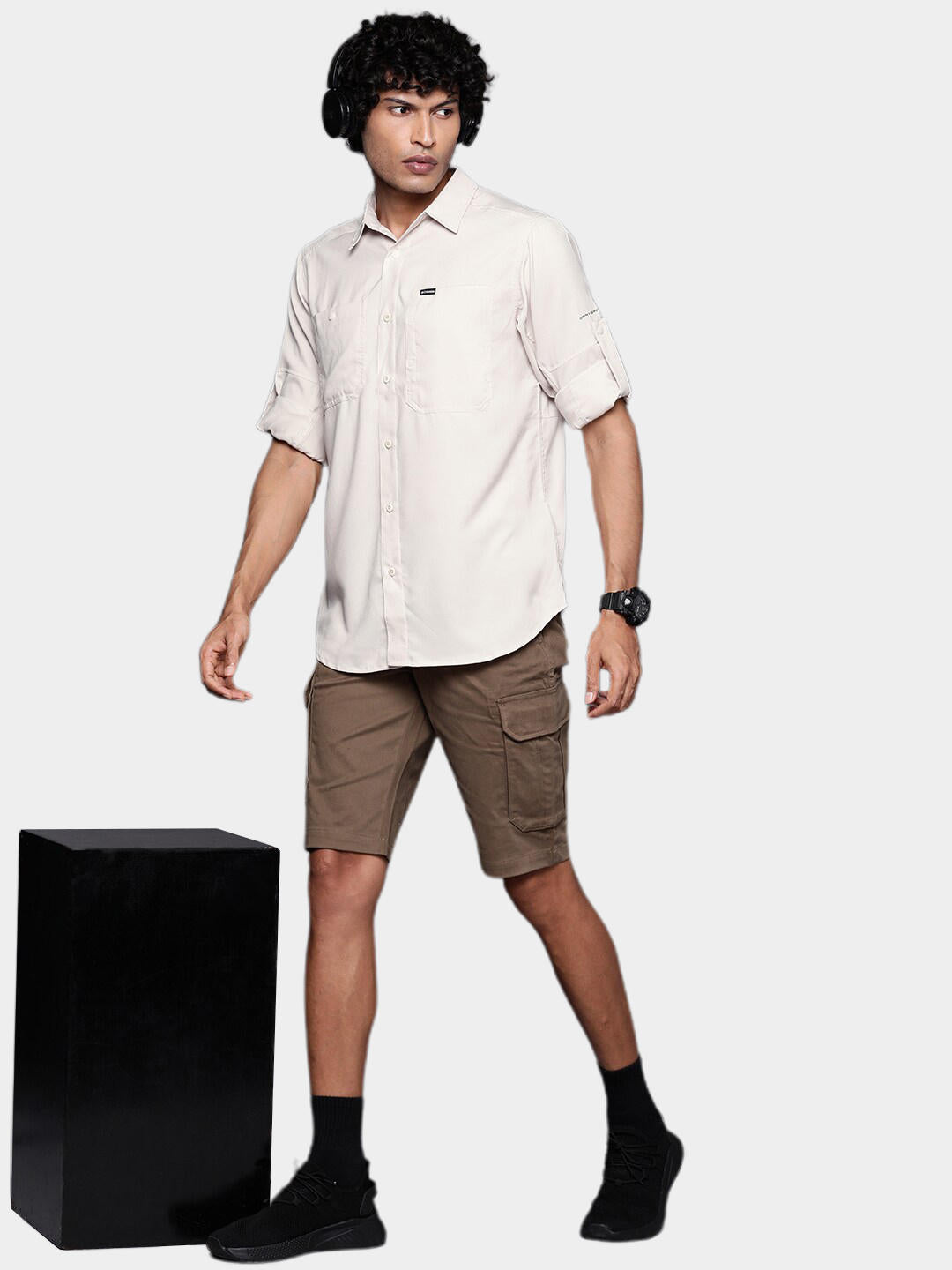 Columbia Men's Beige Omni-Shade Silver Ridge Utility Lite Shirt for Sun Protection