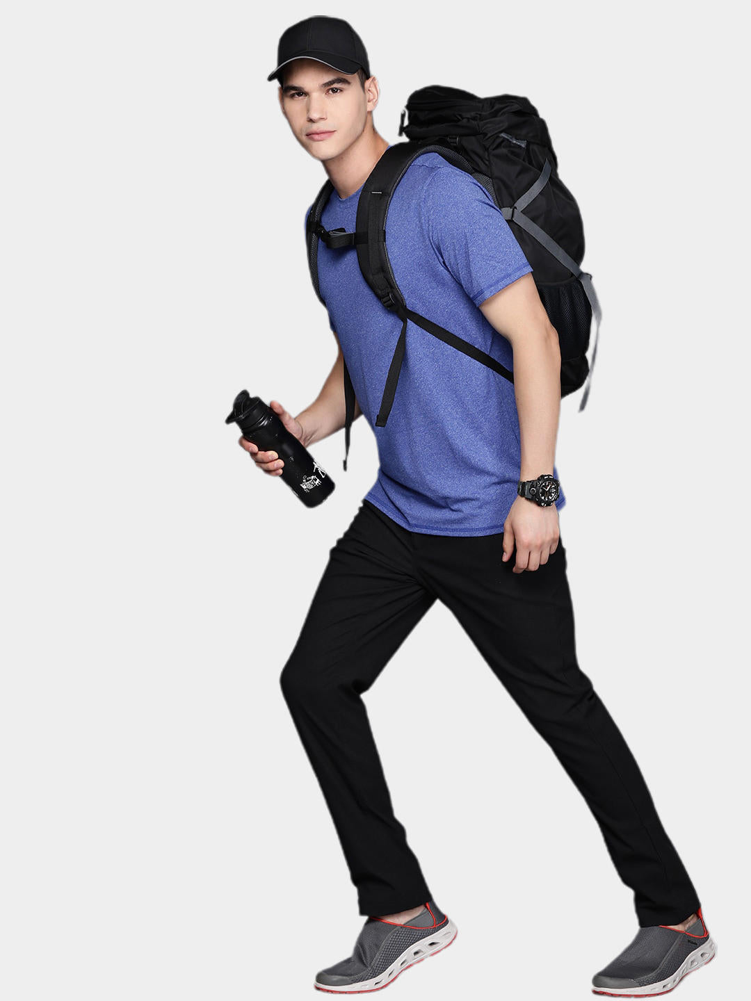 A Men Wearing Columbia Men Black Royce Range Heat Pant