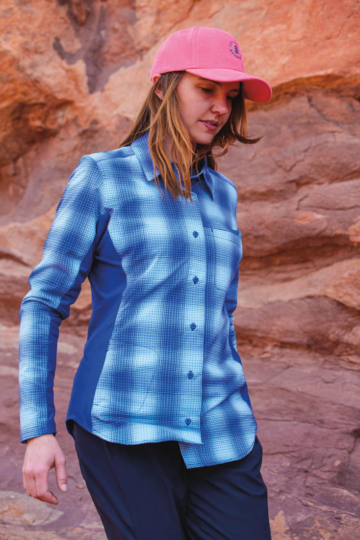 A Women Wearing Columbia Women Blue Claudia Ridge LS Shirt