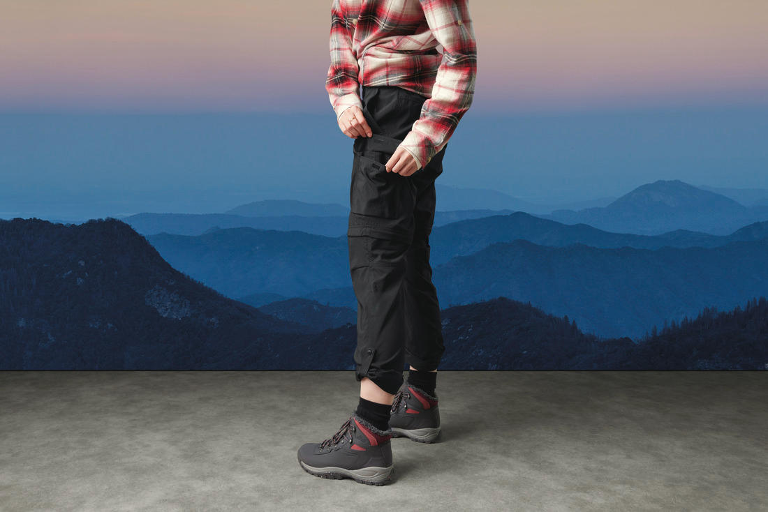 A Women Wearing Columbia Women Black Silver Ridge Utility Convertible Pant (Sun Protection)