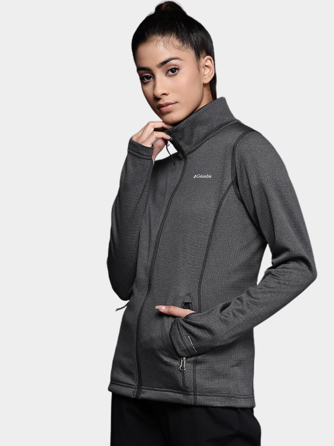 A Women Wearing Columbia Women Black W Park View Grid Fleece Full Zip (Sun Protection)