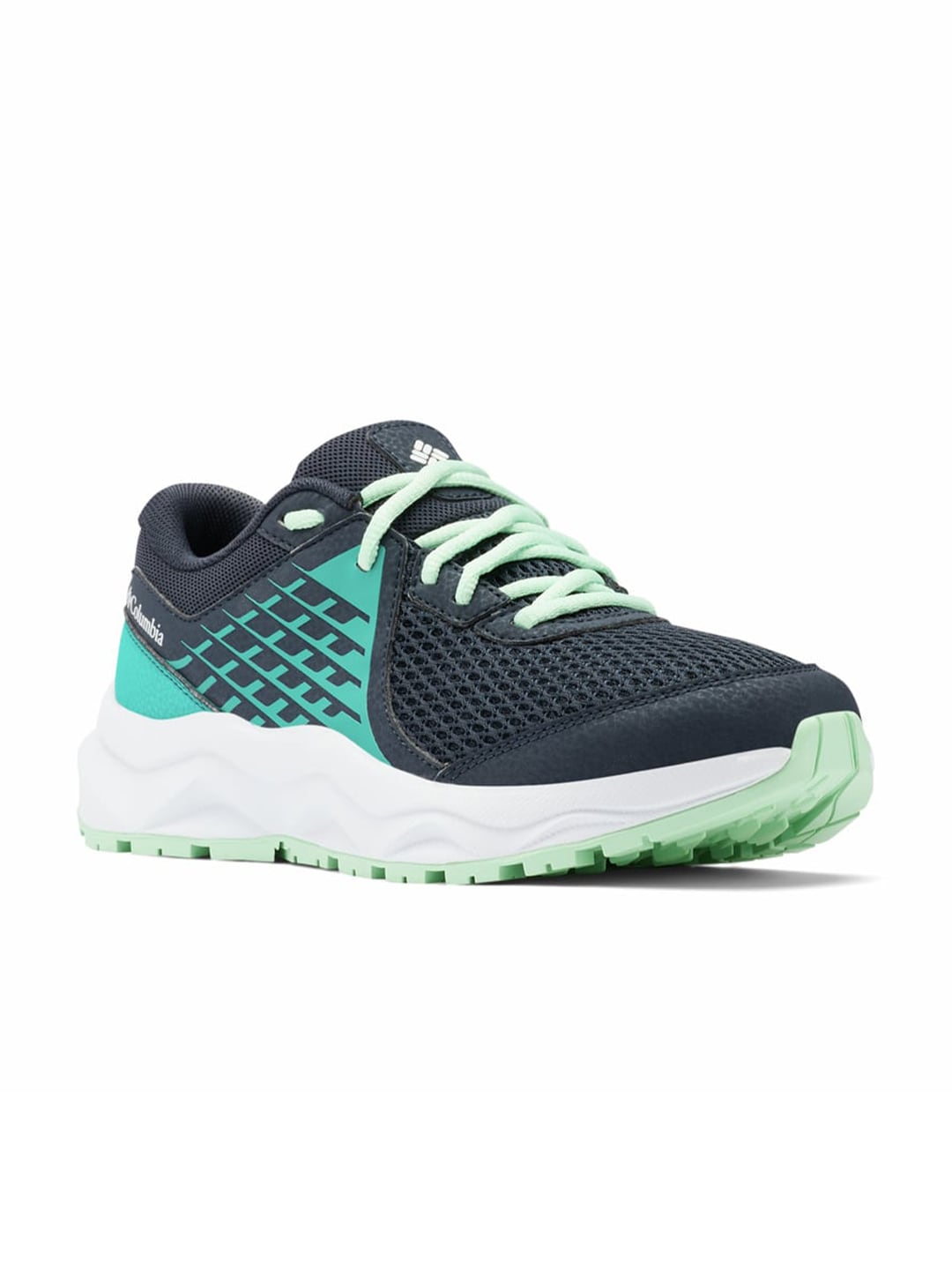 A Women Wearing Columbia Women Navy Blue TRAILSTORM BEYOND