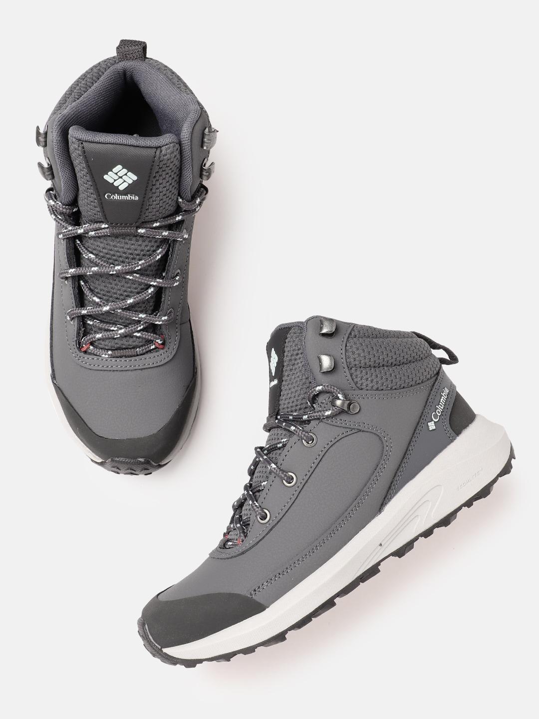 A Women Wearing Columbia Women Grey TRAILSTORM PEAK MID
