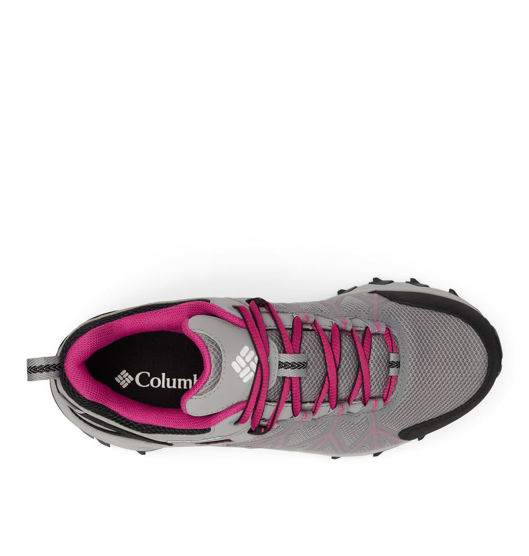 A Women Wearing Columbia Women Grey PEAKFREAK II OUTDRY