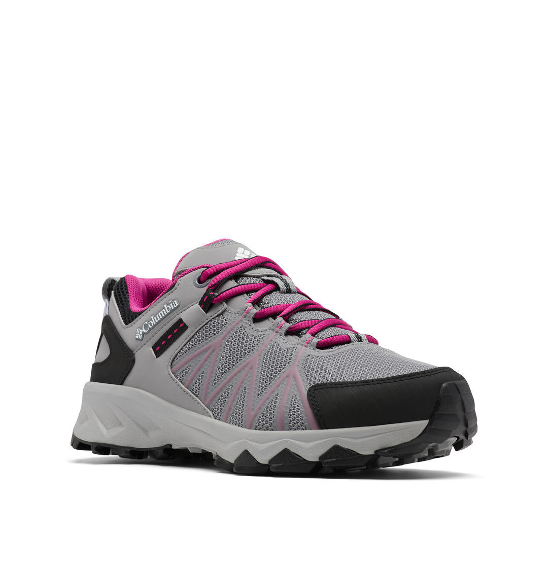 A Women Wearing Columbia Women Grey PEAKFREAK II OUTDRY