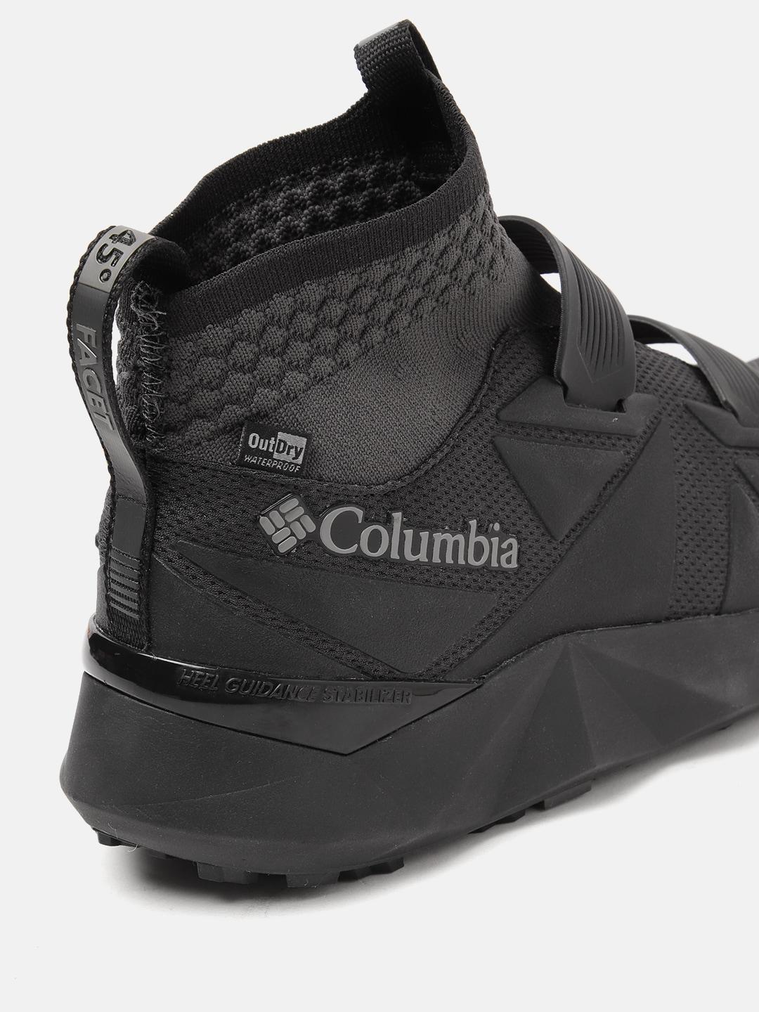 A Men Wearing Columbia Men Black FACET 45 OUTDRY