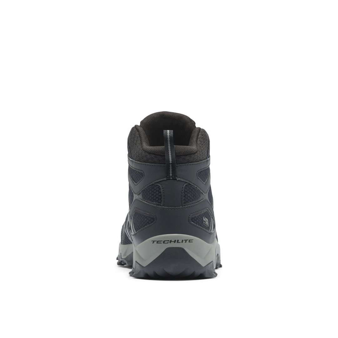 A Men Wearing Columbia Men Black PEAKFREAK X2 MID OUTDRY