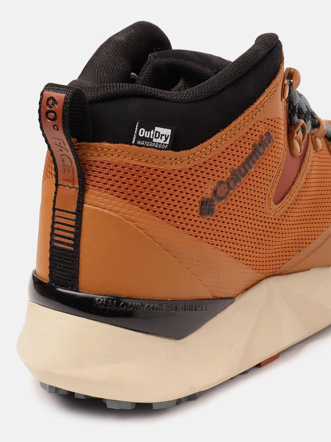 Columbia Men Orange FACET 60 OUTDRY