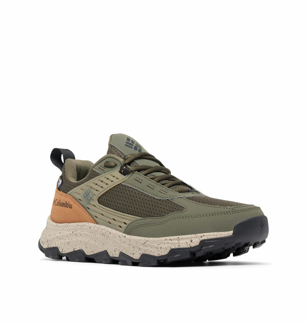 A Men Wearing Columbia Men Green HATANA MAX OUTDRY
