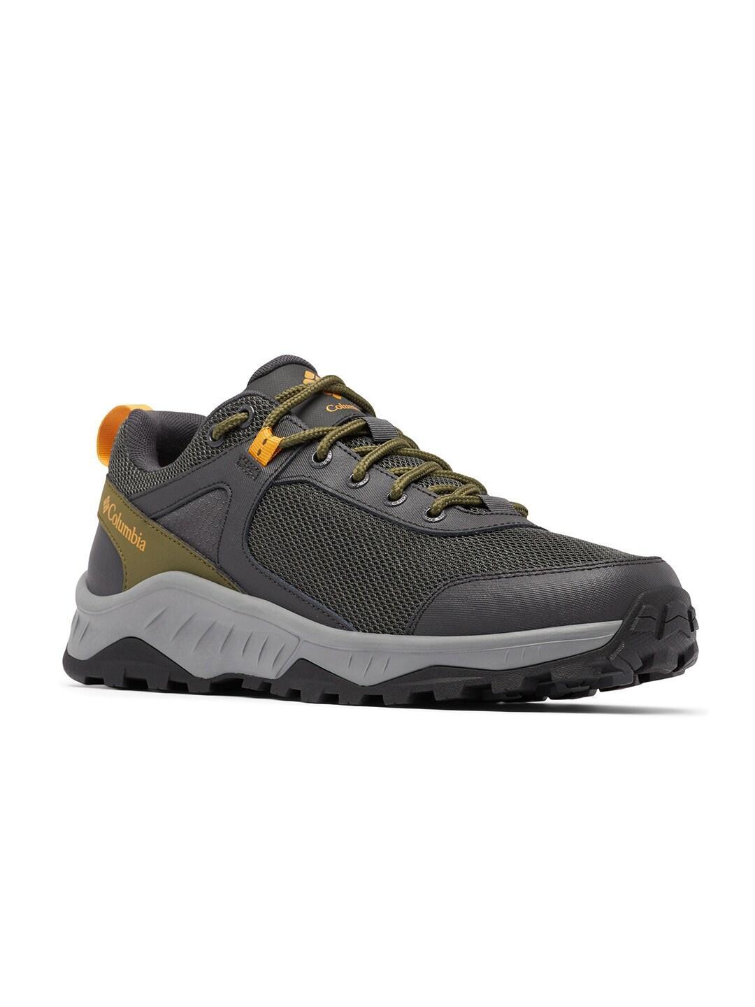 A Men Wearing Columbia Men Black TRAILSTORM ASCEND WP