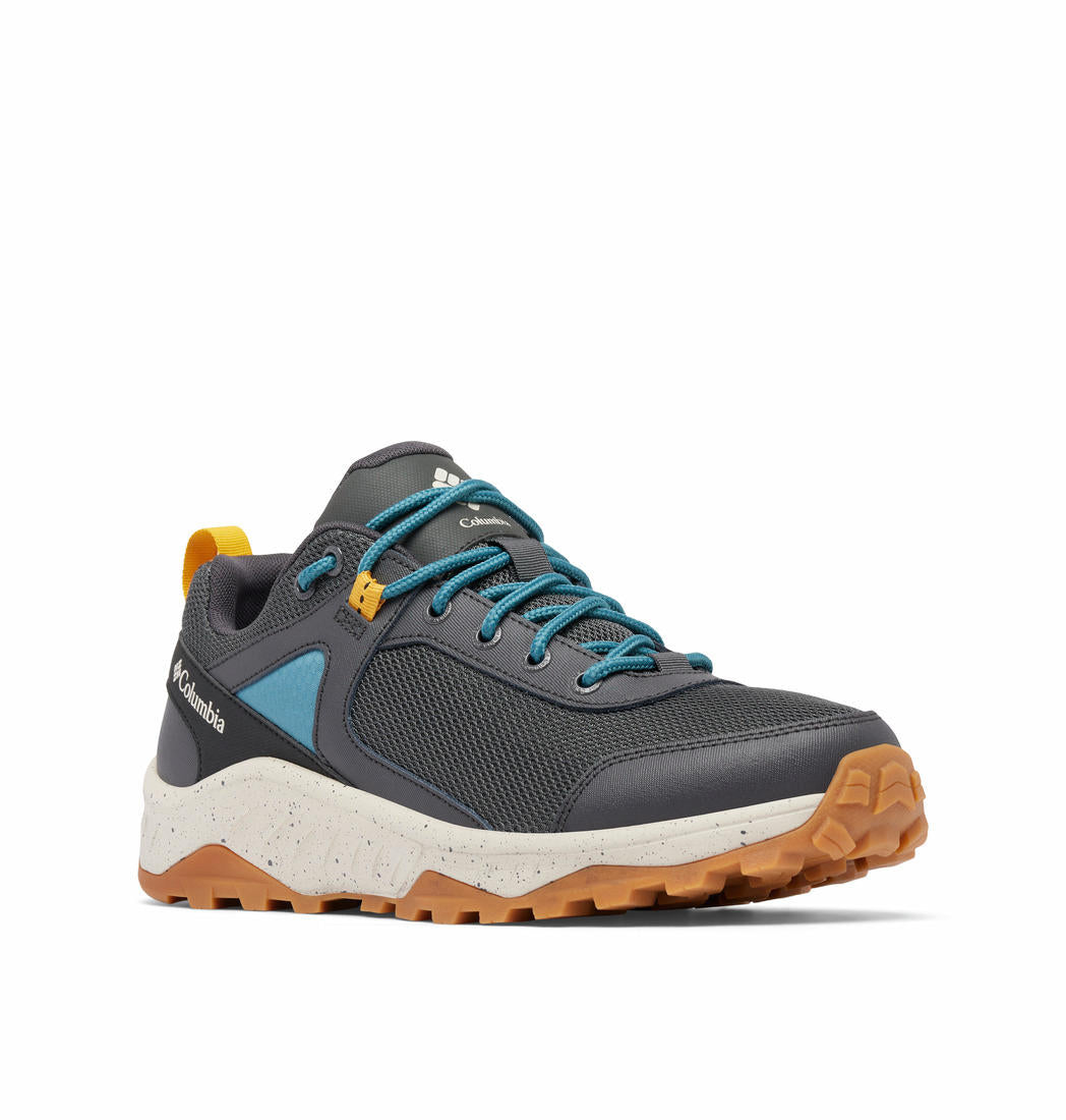 A Men Wearing Columbia Men Black TRAILSTORM ASCEND WP