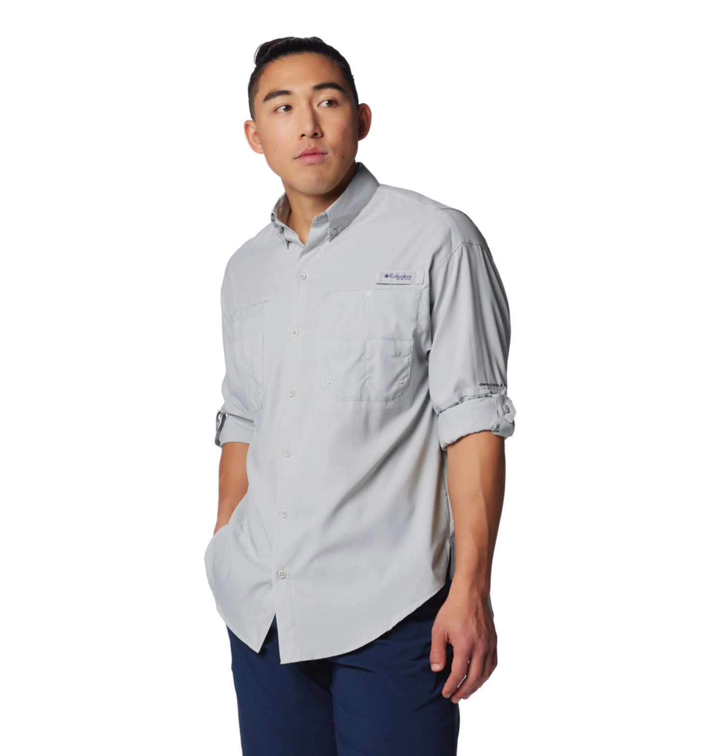 A Men Wearing Columbia Men Black Tamiami II LS Shirt (Sun Protection)