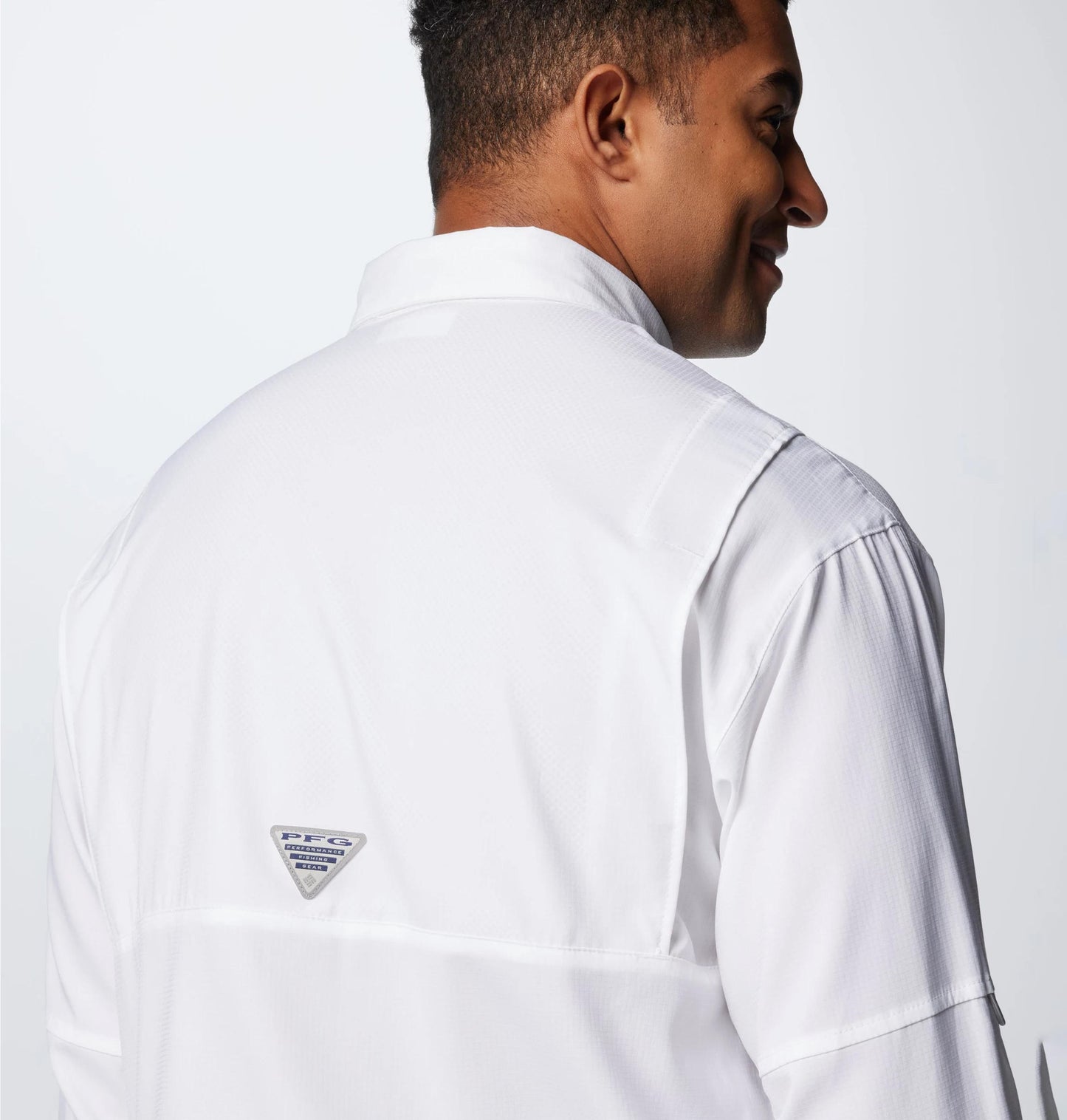 A Men Wearing Columbia Men White Tamiami II LS Shirt (Sun Protection)