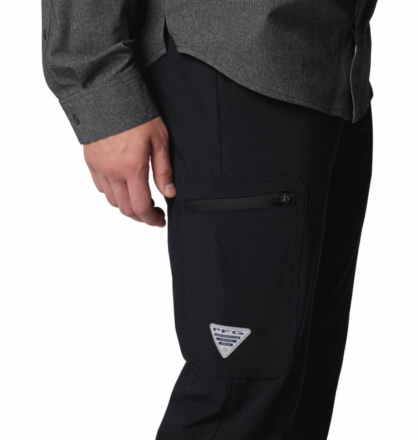 A Men Wearing Columbia Men Black Terminal Tackle II Pant (Sun Protection)