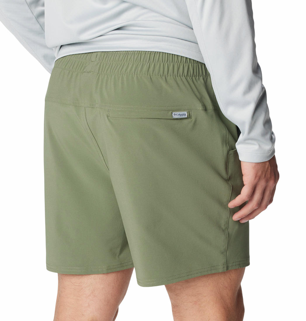 Columbia Men Green Omni-Shade Terminal Roamer Stretch Shorts (Sun Protection)