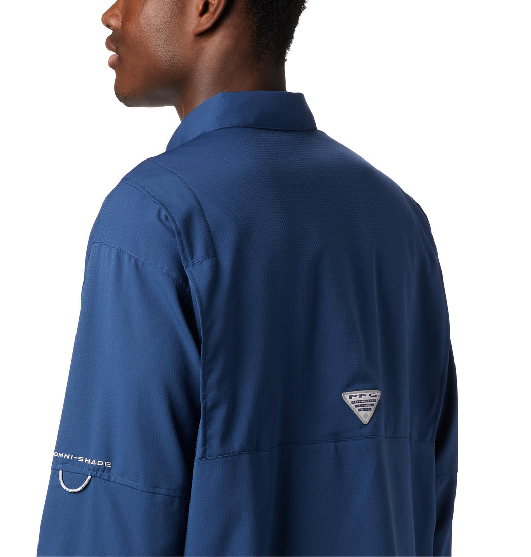A Men Wearing Columbia Men Navy Blue Tamiami II LS Shirt (Sun Protection)