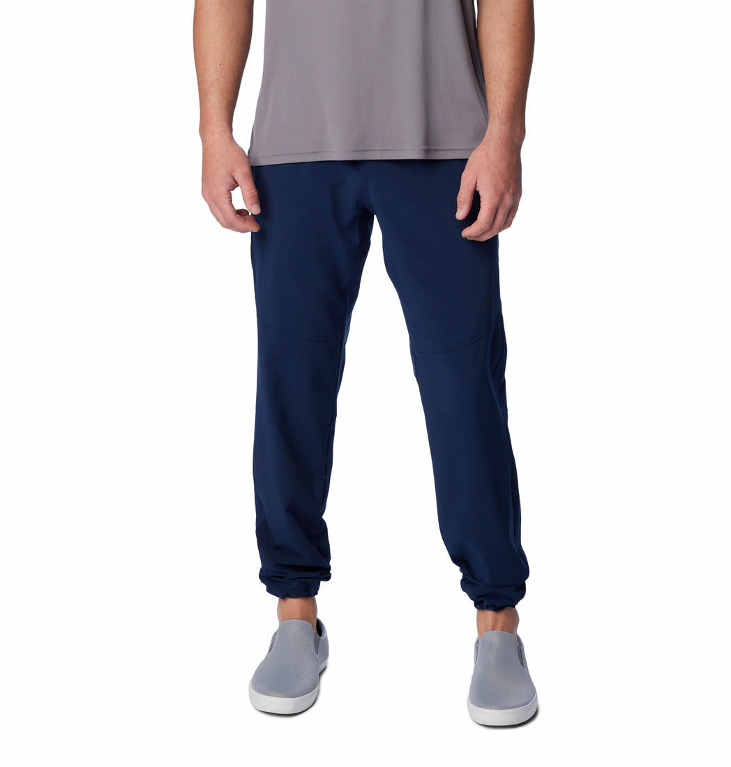 A Men Wearing Columbia Men Blue Terminal Roamer Stretch Pant (Sun Protection)