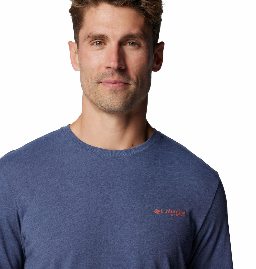 A Men Wearing Columbia Men Navy Blue PFG Tarpon Rise Tech Tee SS (Sun Protection)