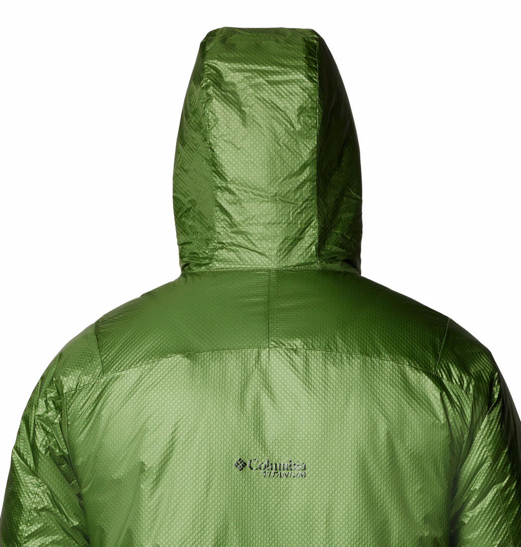 A Men Wearing Columbia Men Green Arch Rock II Hooded Jacket