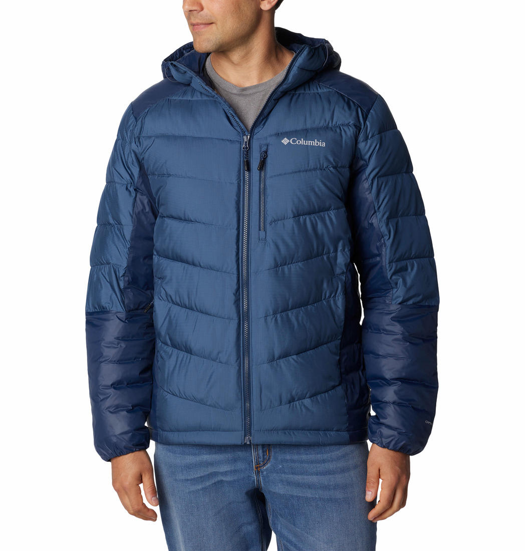 A Men Wearing Columbia Men Blue Labyrinth Loop Hooded Jacket