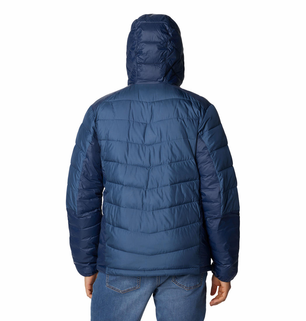 A Men Wearing Columbia Men Blue Labyrinth Loop Hooded Jacket