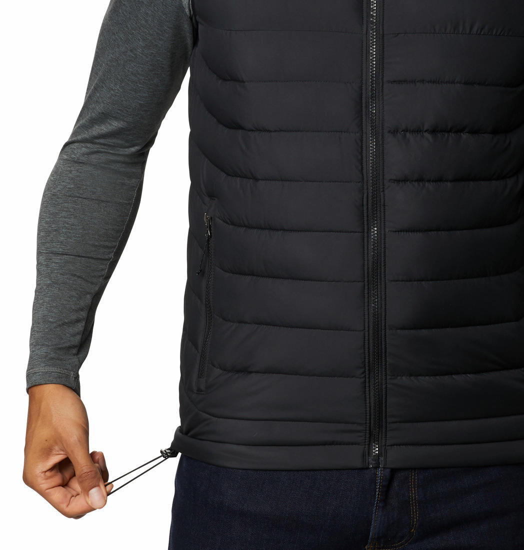 A Men Wearing Columbia Men Black Powder Lite II Vest