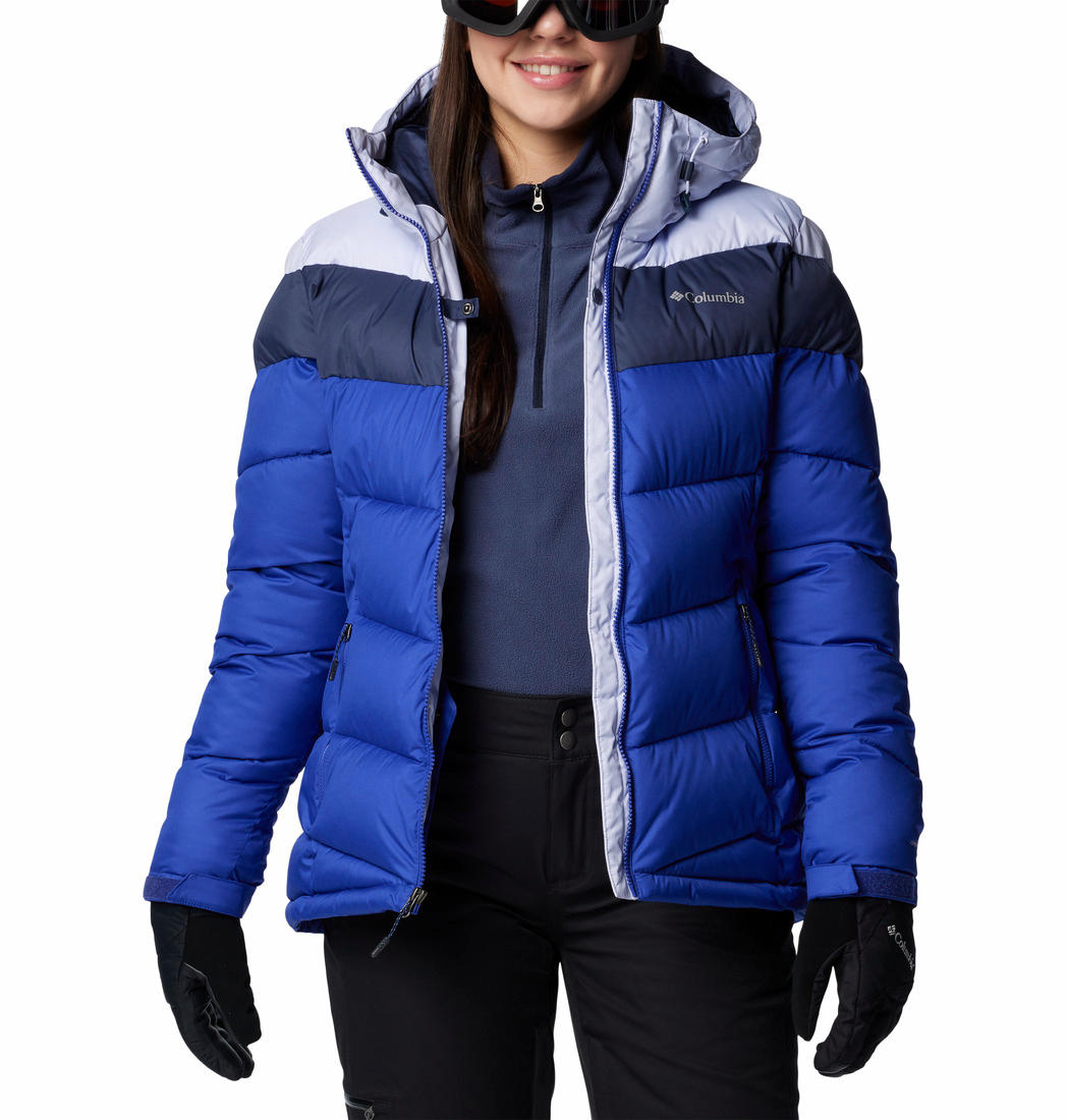 A Women Wearing Columbia Women Blue Abbott Peak II Insulated Jacket