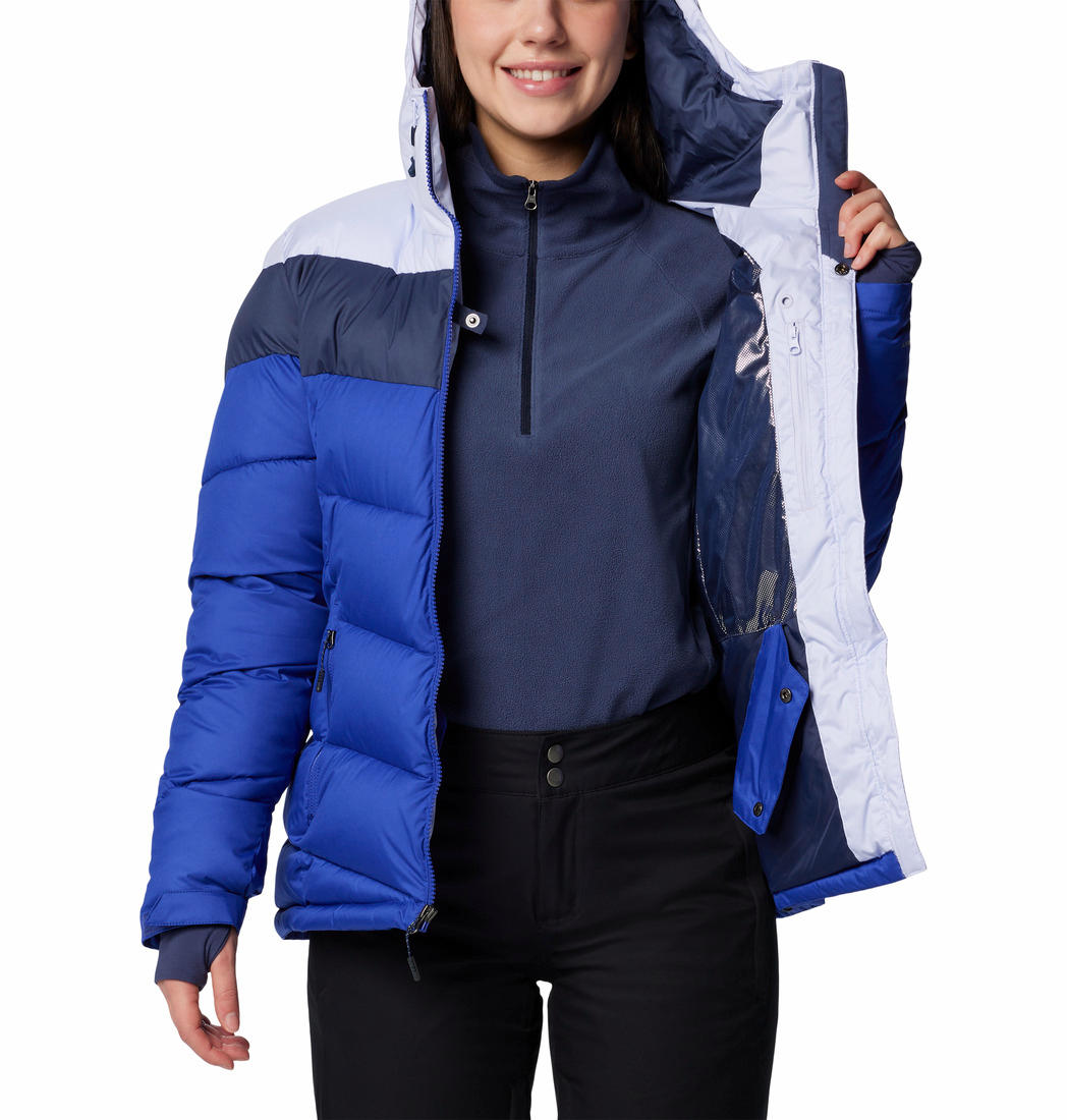 A Women Wearing Columbia Women Blue Abbott Peak II Insulated Jacket