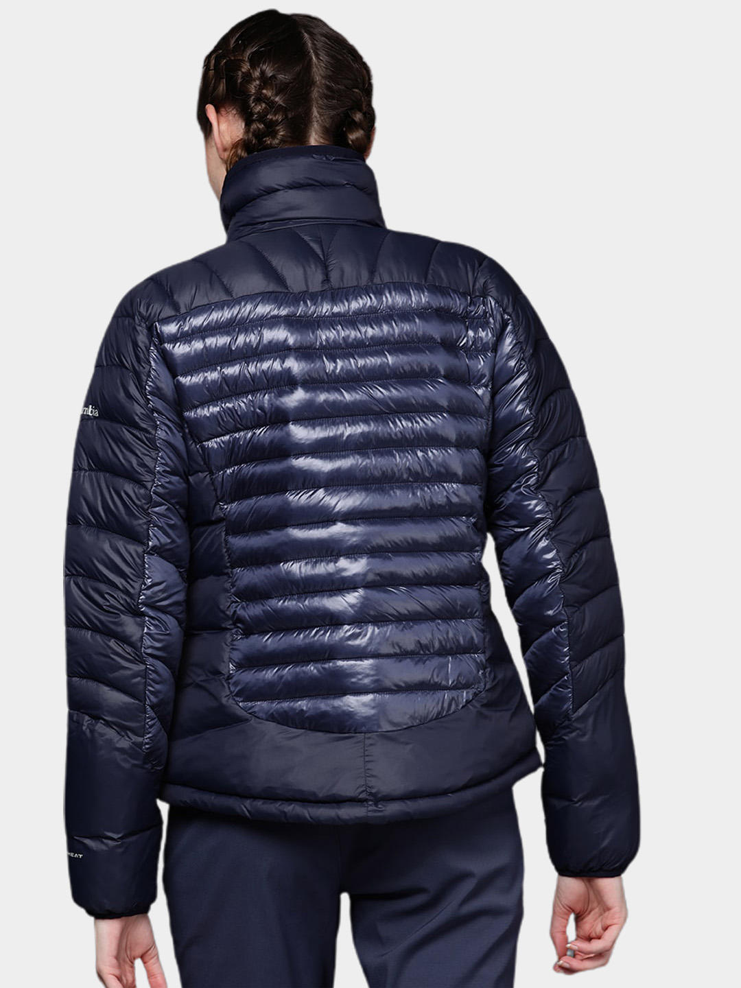 A Women Wearing Columbia Women Navy Blue Labyrinth Loop Jacket