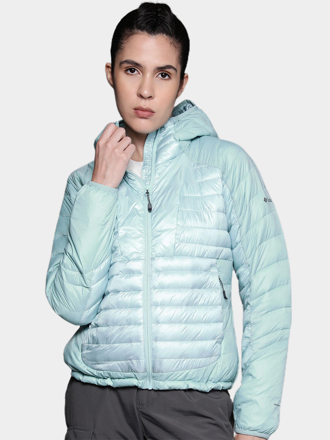 A Women Wearing Columbia Women Blue Labyrinth Loop Hooded Jacket