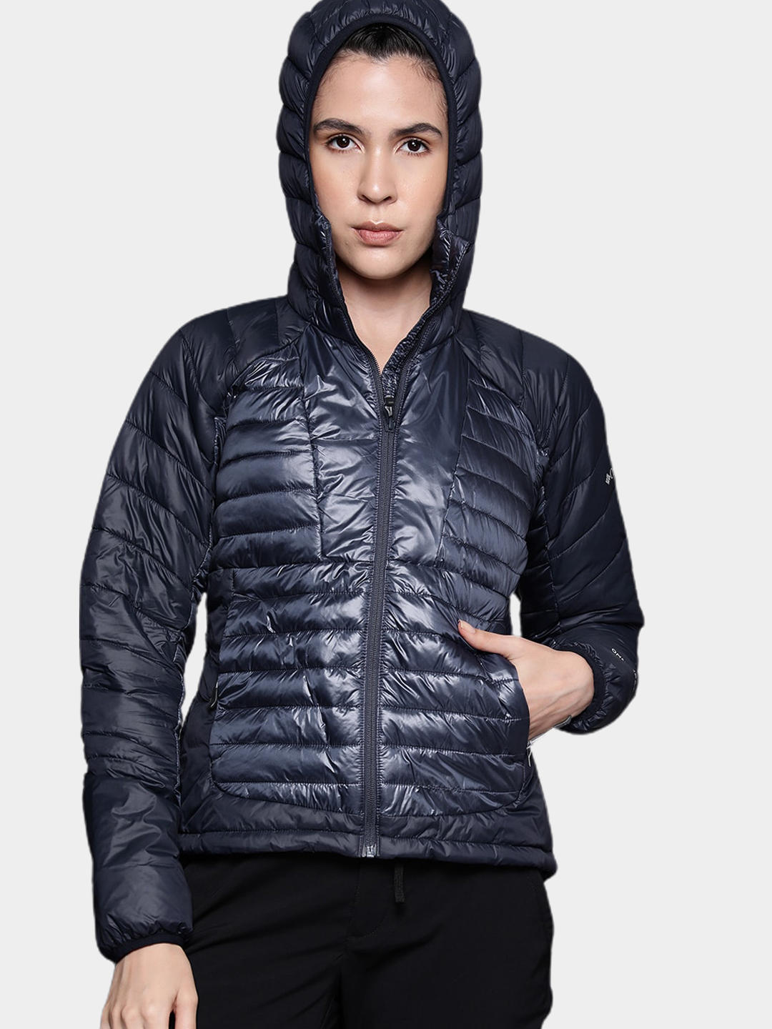 A Women Wearing Columbia Women Navy Blue Labyrinth Loop Hooded Jacket