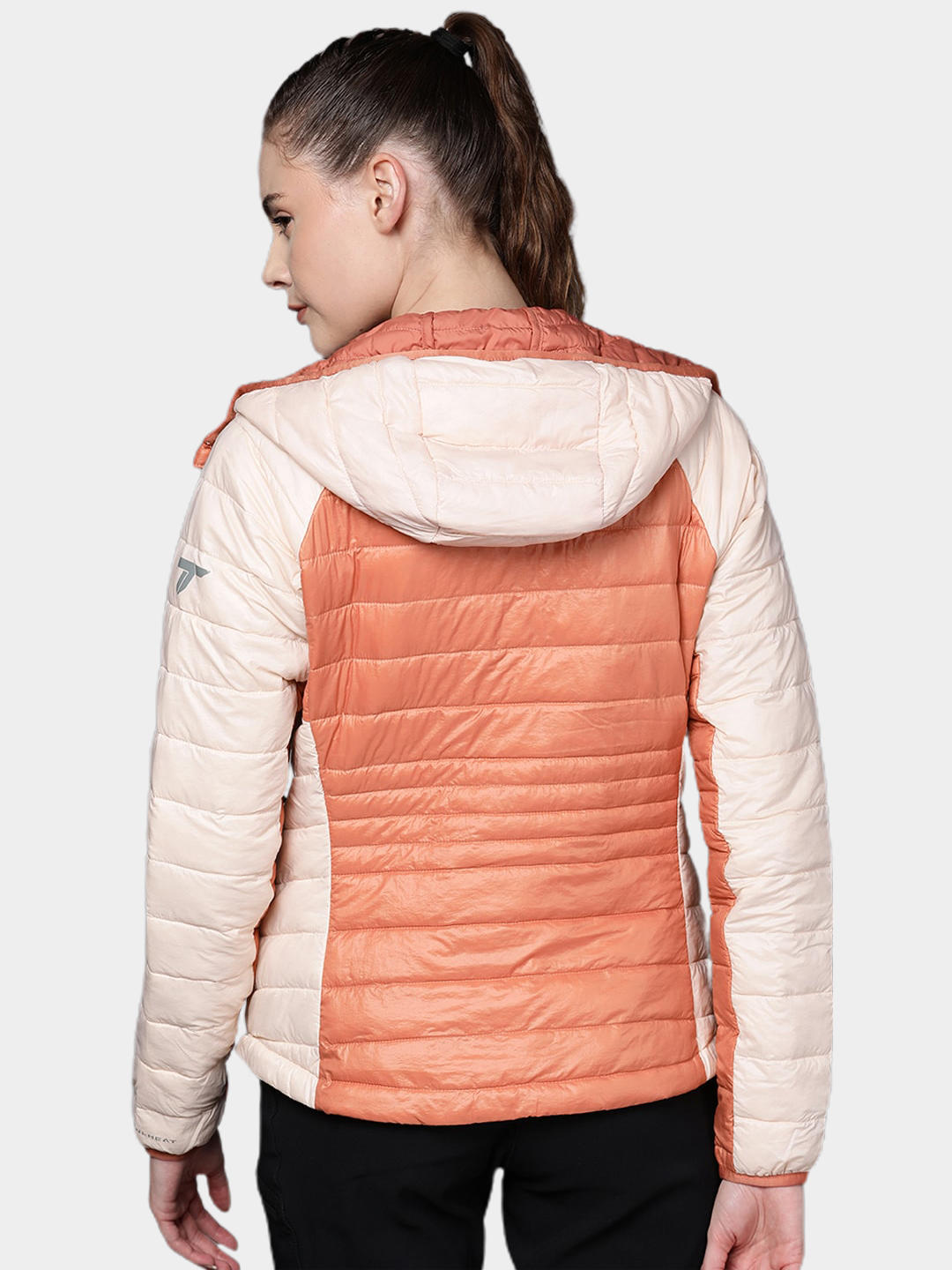 A Women Wearing Columbia Women Red Platinum Peak Hooded Jacket