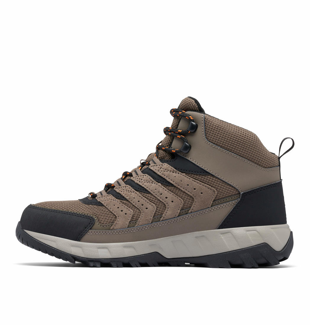 A Men Wearing Columbia Men Brown STRATA TRAIL MID WP