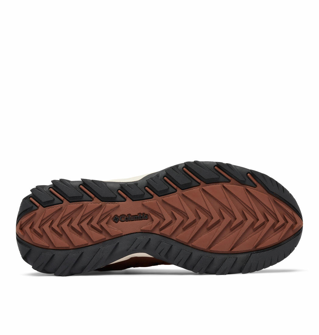 A Men Wearing Columbia Men Brown STRATA TRAIL MID WP
