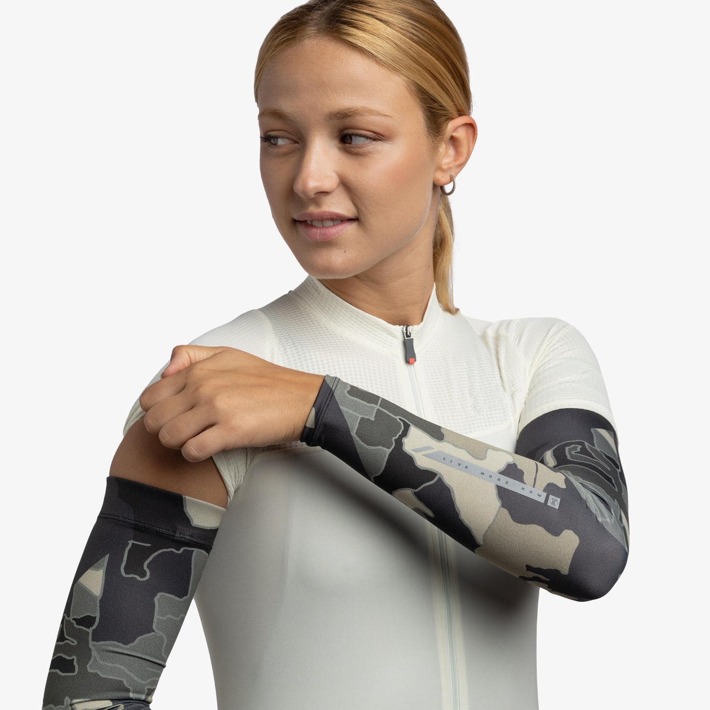 BUFF Unisex Green ARM SLEEVES UTAN FOREST