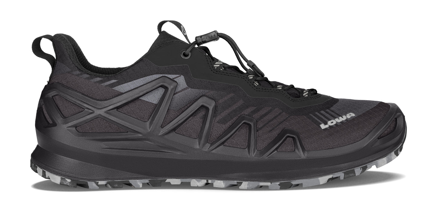 Lowa Men Black MERGER GTX LO