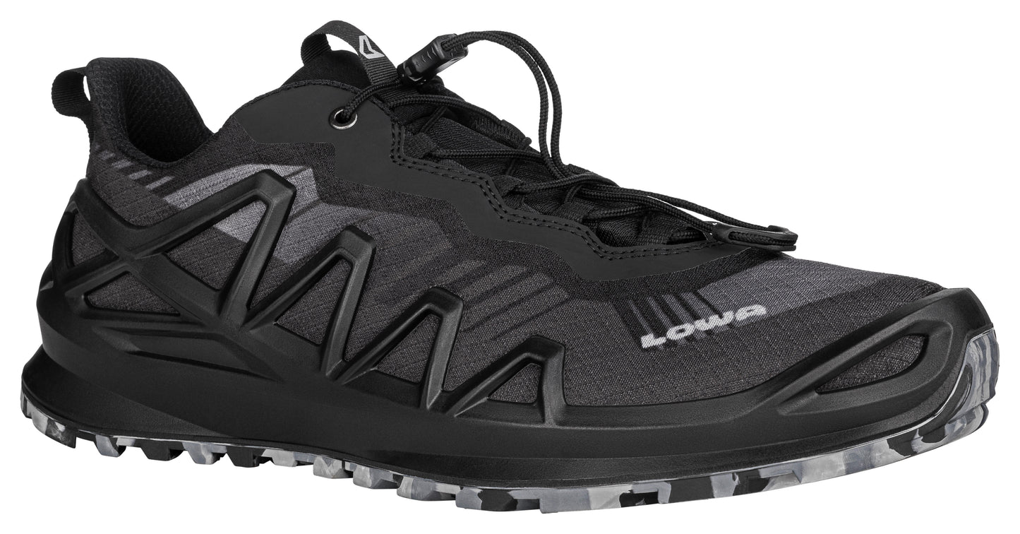 Lowa Men Black MERGER GTX LO
