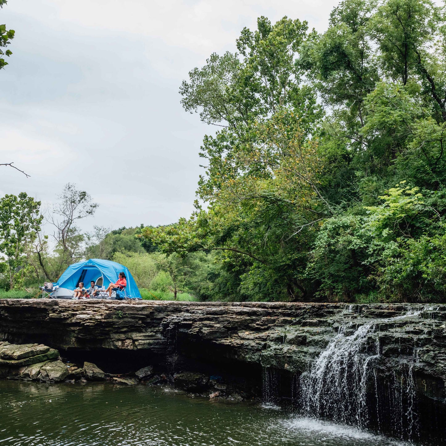 Columbia Unisex Blue Columbia 6P FRP Dome Tent