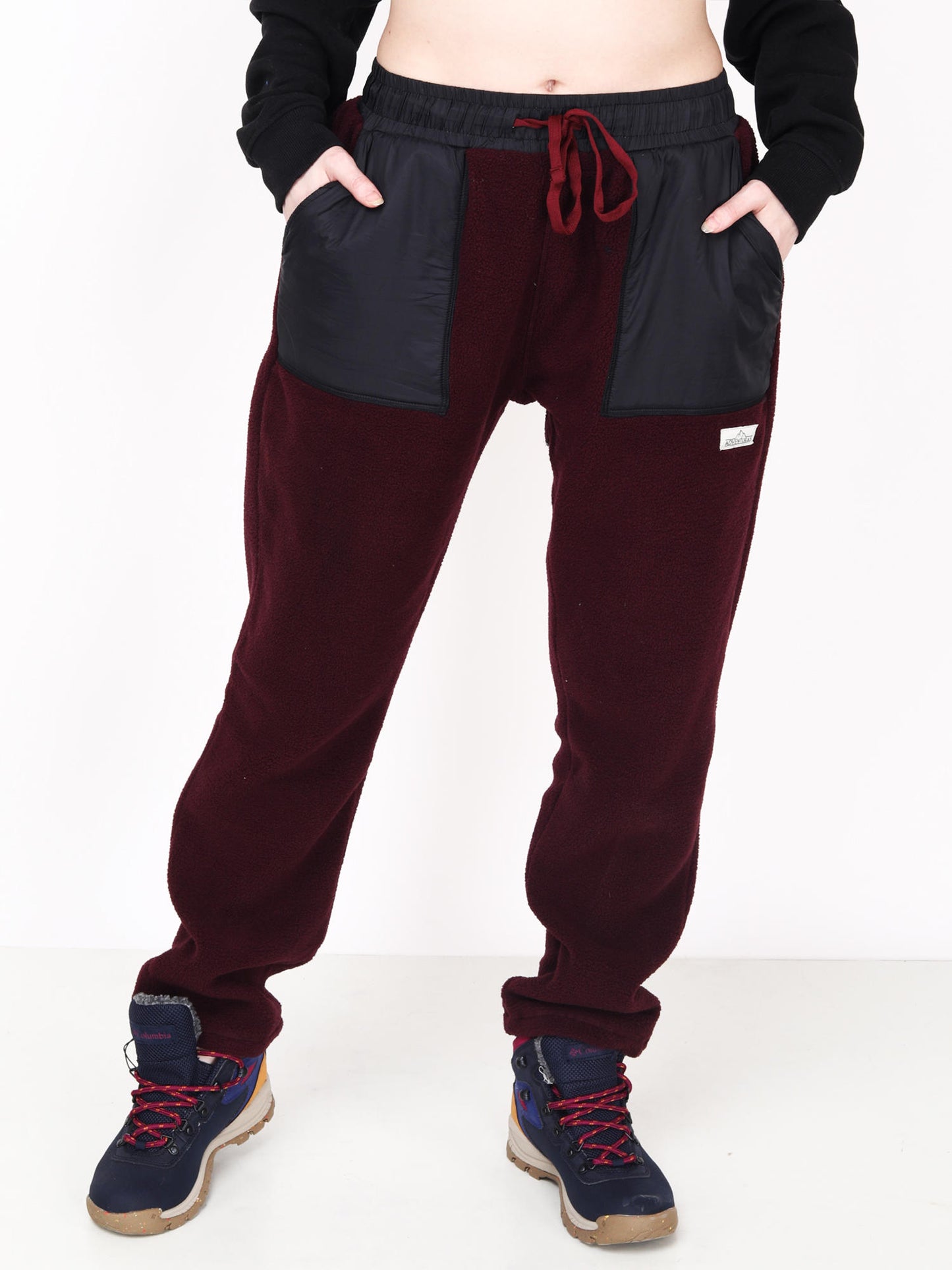 Adventuras Women RED SADDLE JOGGER