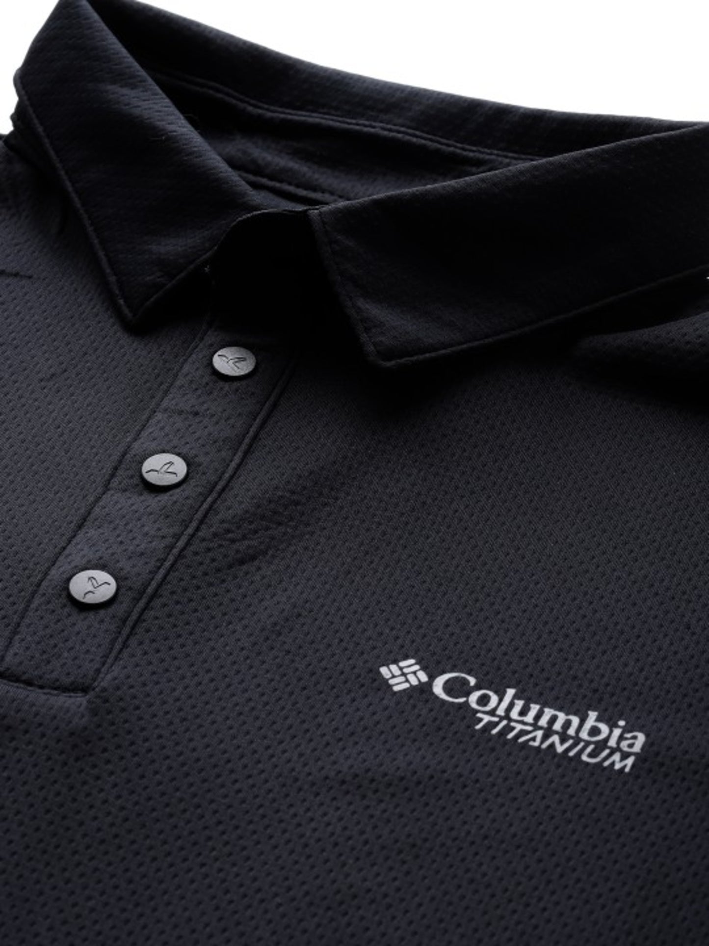 A Men Wearing Columbia Men Black Summit Valley Polo (Sun Protection)