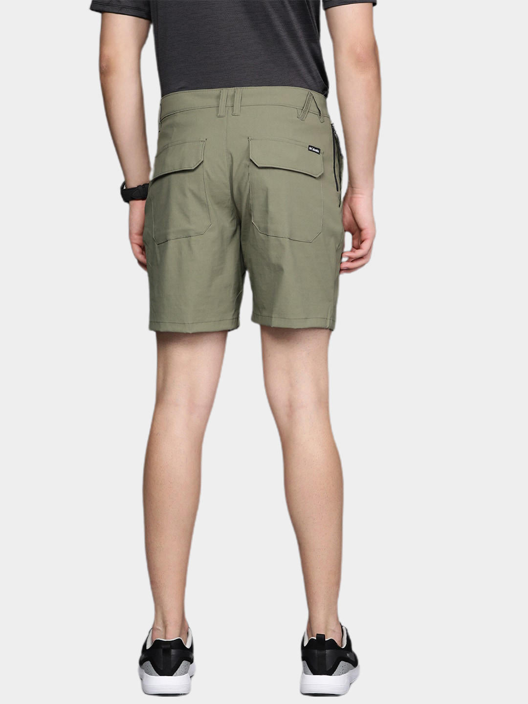 A Men Wearing Columbia Men Green Canyon Gate Utility Short