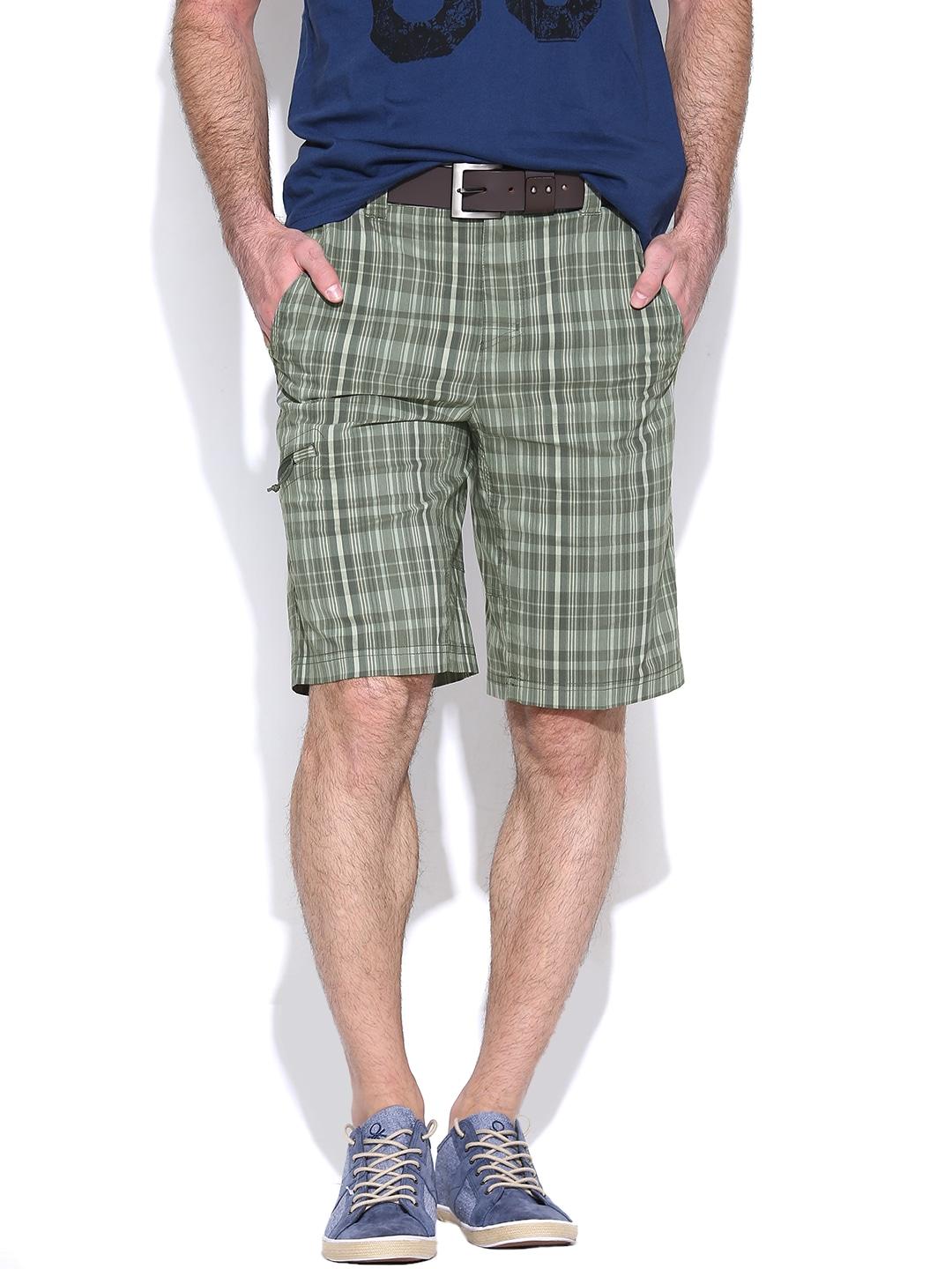 Columbia Men Green Cool Creek  Stretch Plaid Short
