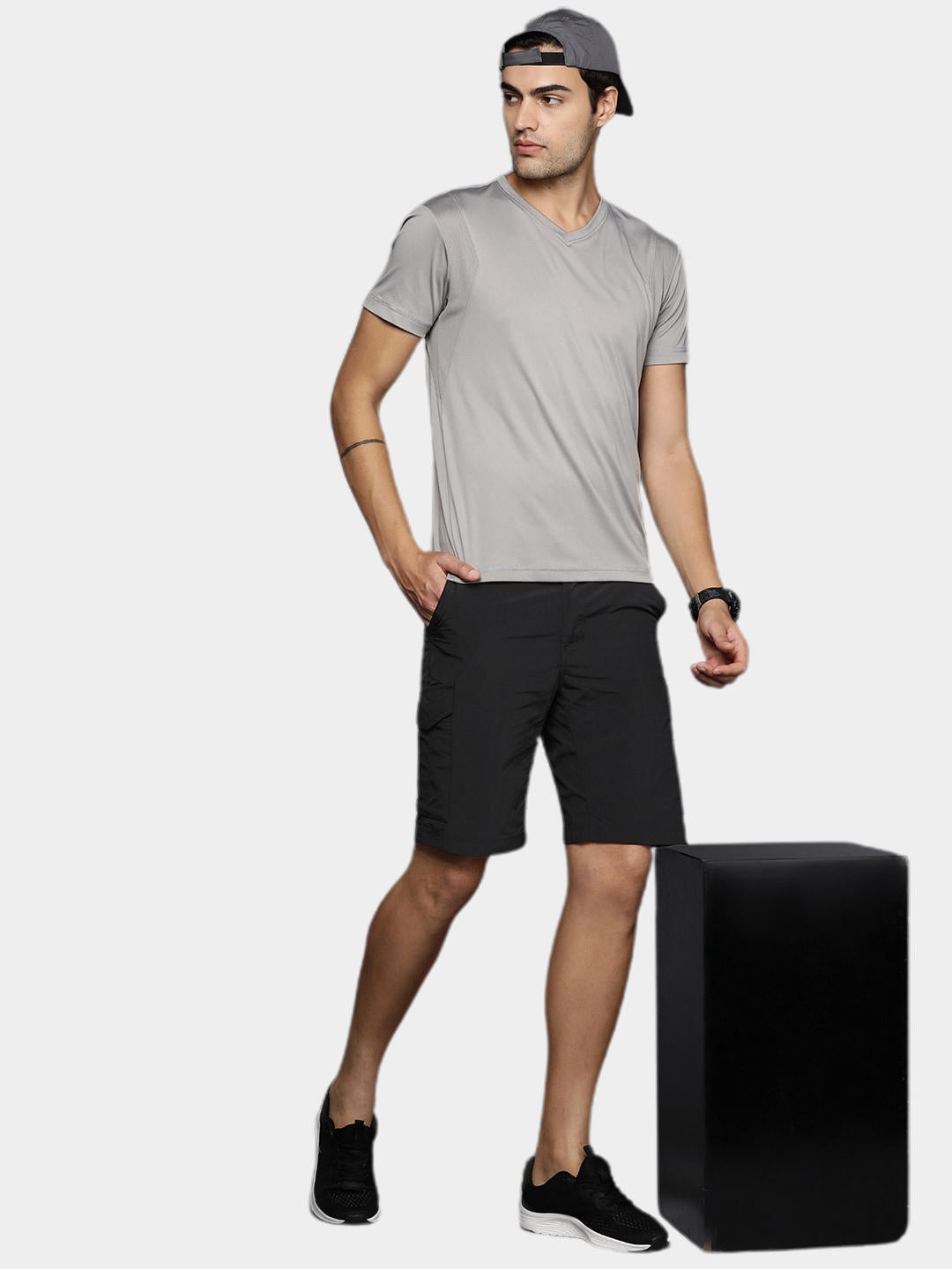 Columbia Men Black Silver Ridge Cargo Short (Sun Protection)