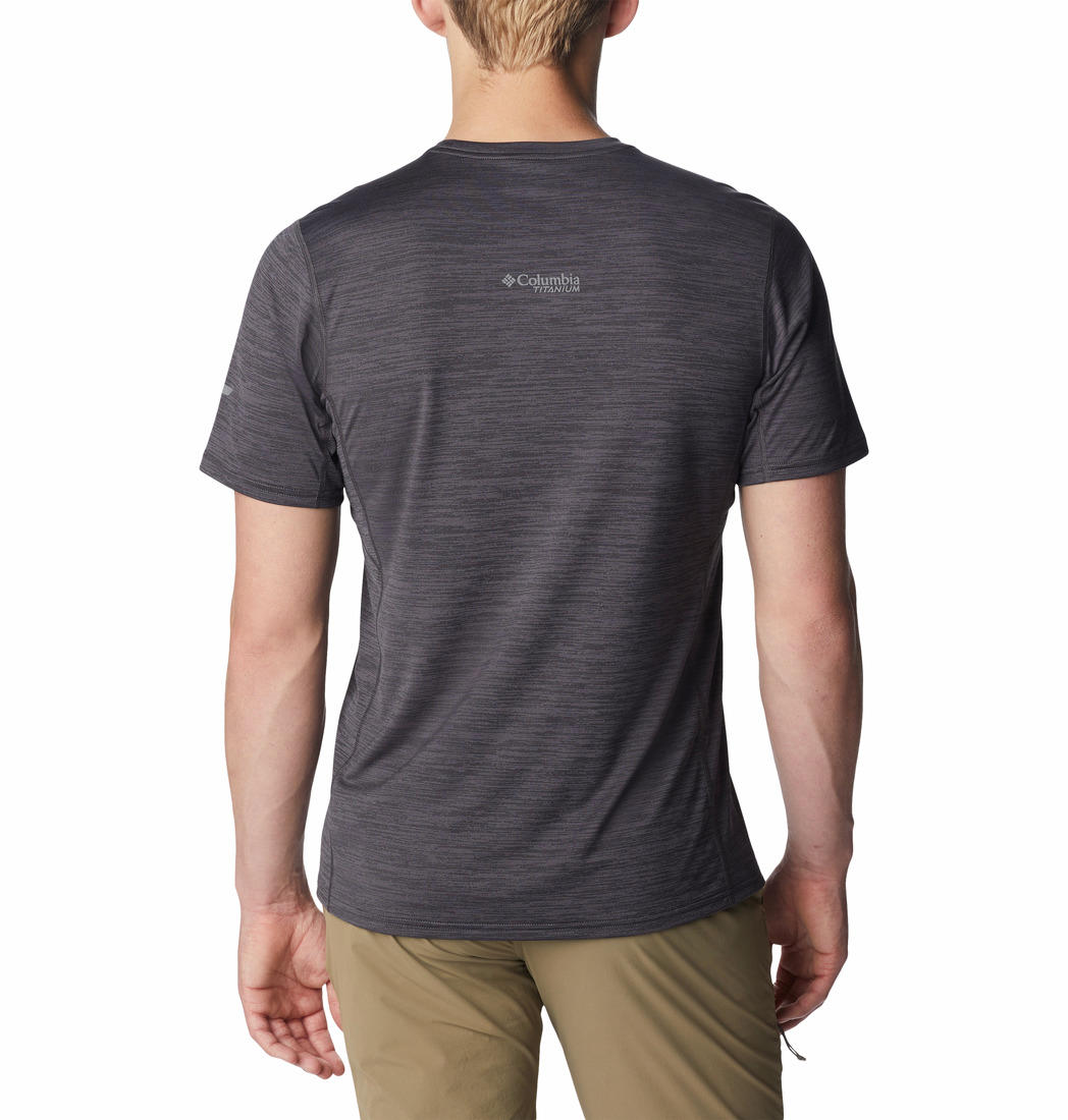 Columbia Men Grey M Titan Pass Graphic T-Shirt