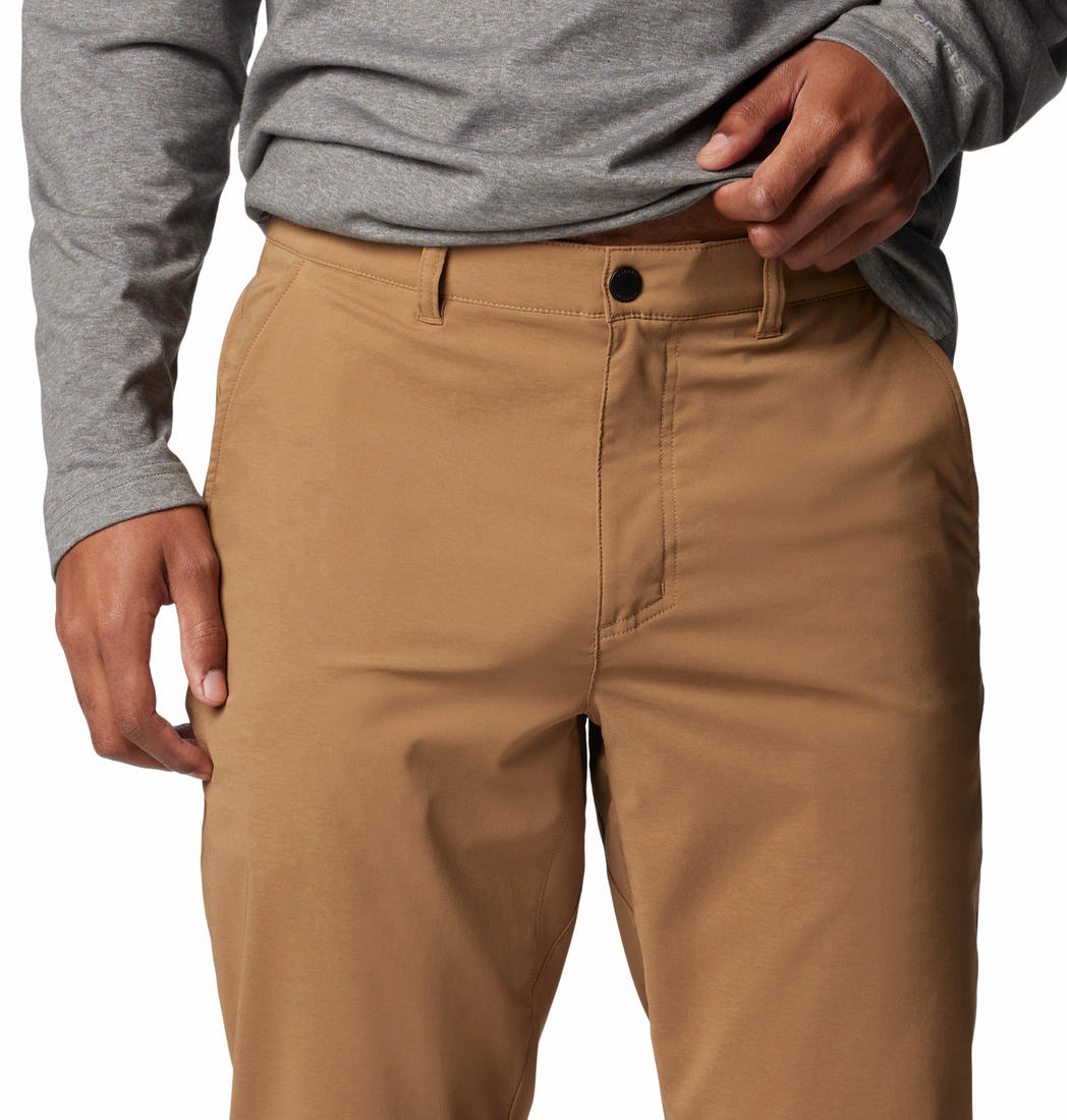 Columbia Men Brown Omni-Shield Sage Peak Chino Pant Chino Pant